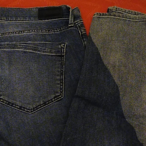 Jeans - Picture 10 of 12